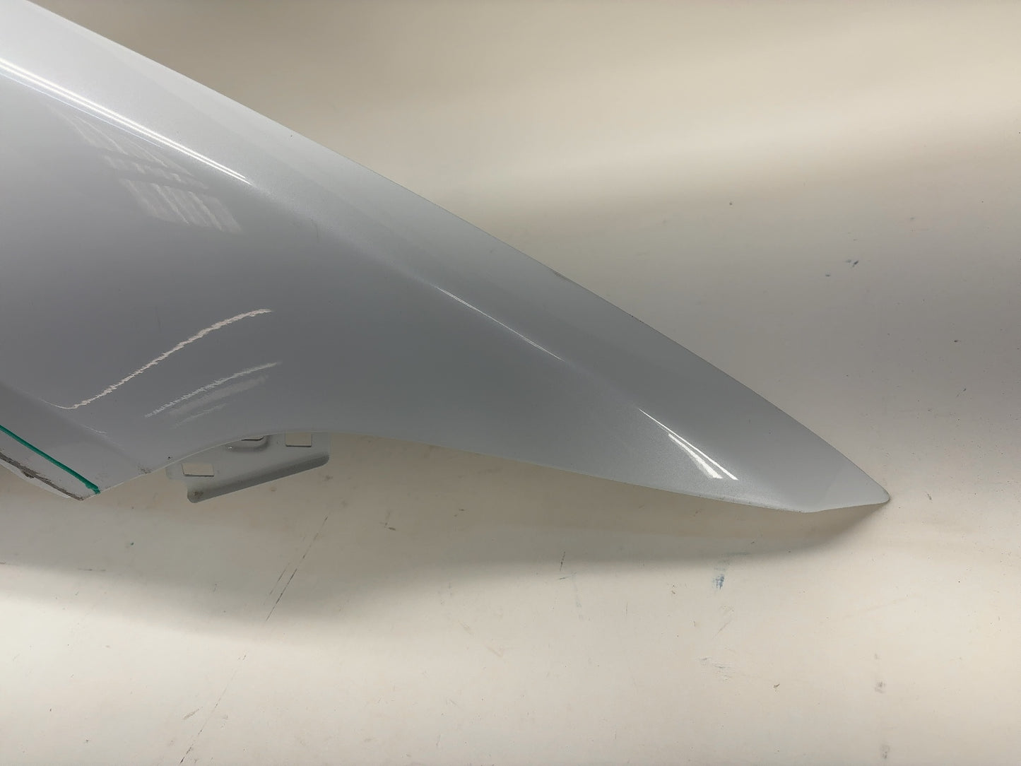 2018 Tesla Model X Right Fender 1069534-E0-N