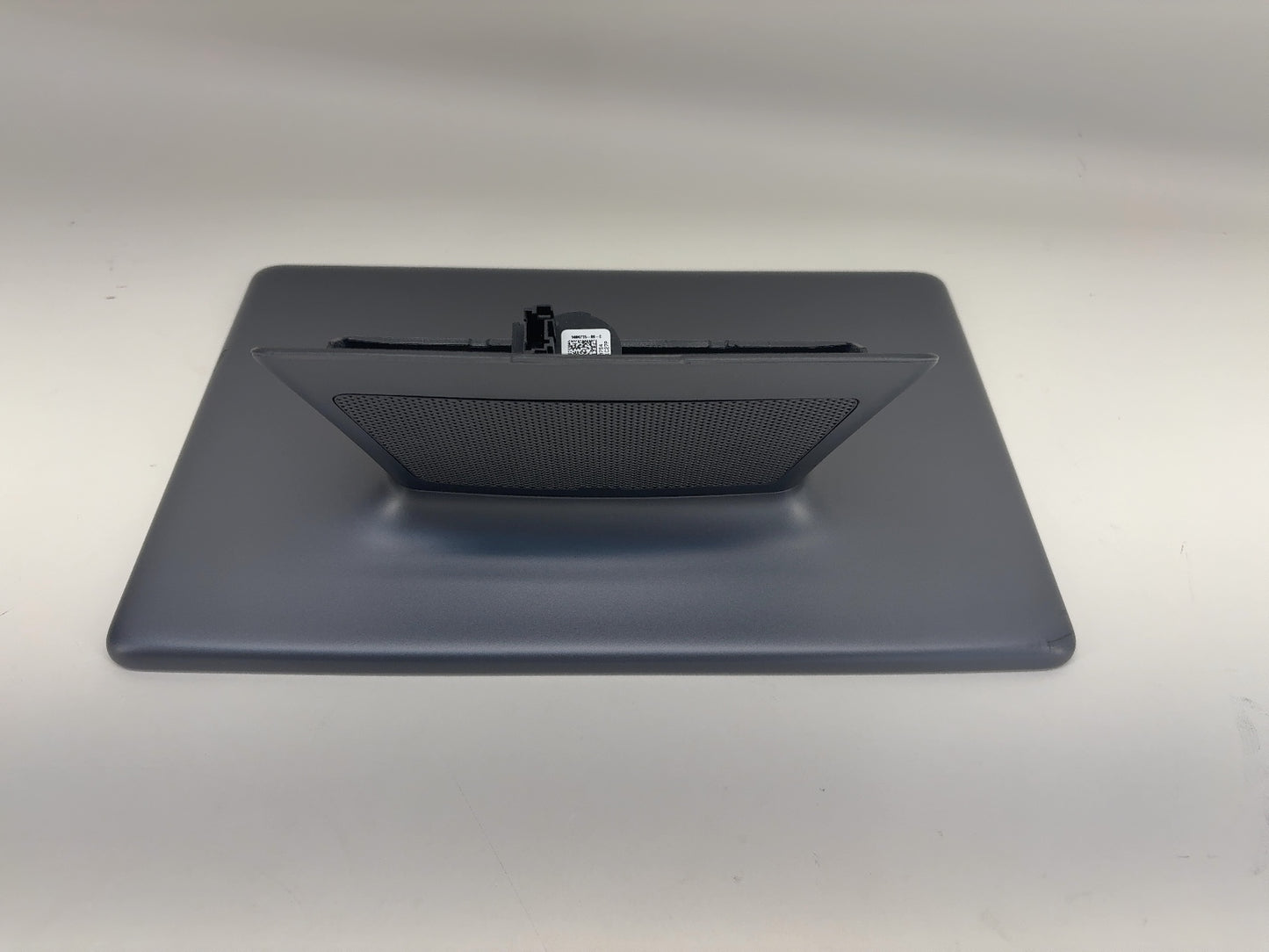 2022-2023 Tesla Model 3 Center Display 1089543-00-J