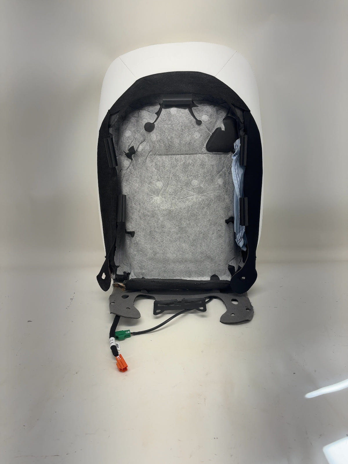 2022 Tesla Model Y Front Left Seat Upper Cushion White 1452890-02-F