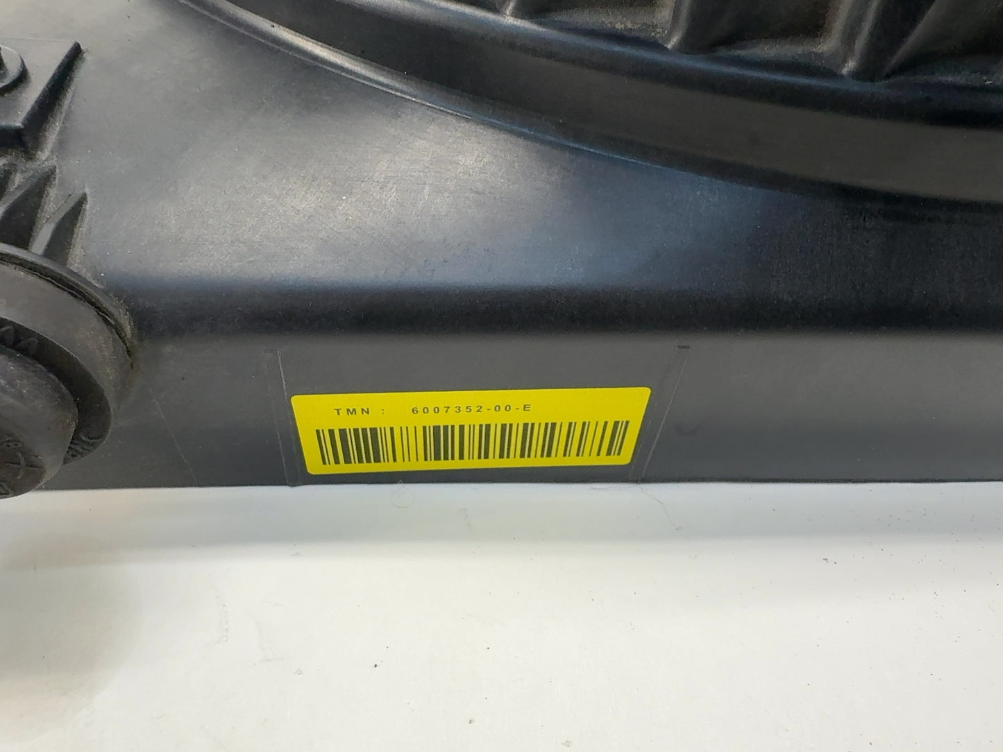 2015 Tesla Model S Left Condenser Fan Module 6007352-00-E