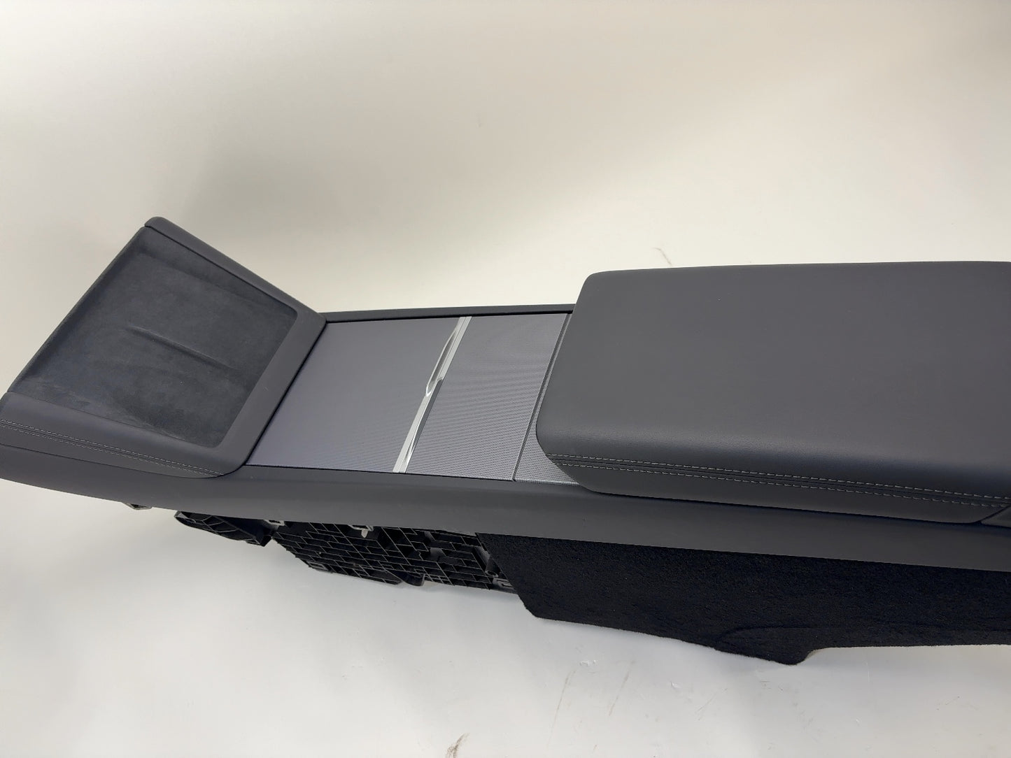 2024 Tesla Model 3 Highland Center Console 1714377-22-L