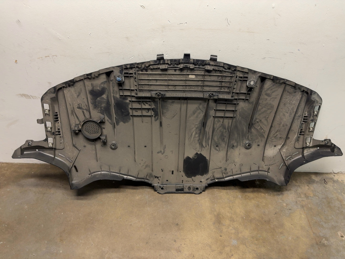2025 Tesla Model 3 Highland Rear Fascia Diffuser 1831987-00-C