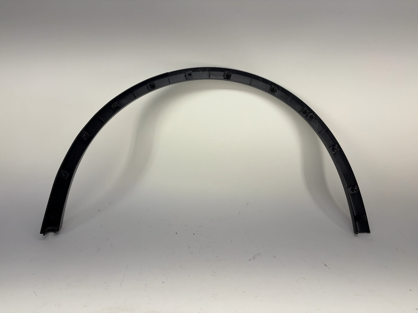 2026 Tesla Model Y Juniper Rear Fender Garnish Right 1937596-00-D