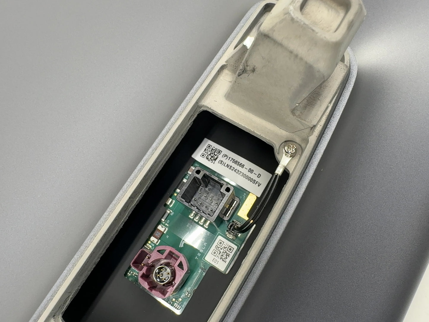 2024-2026 Tesla Model 3 Highland Center Display 1756566-00-D