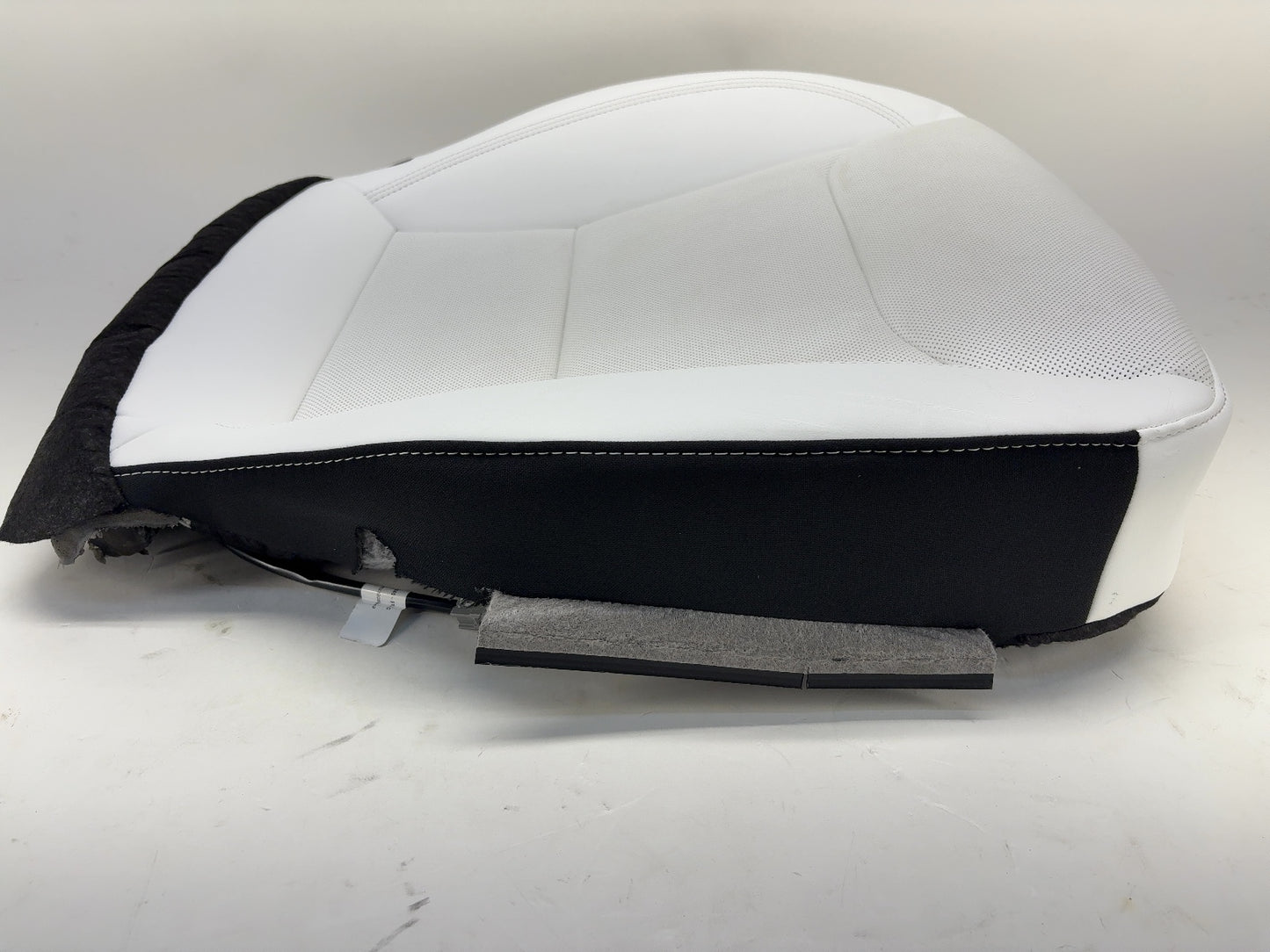 2025-2026 Tesla Model Y Juniper Driver Seat Lower Cushion White 2048708-02-C
