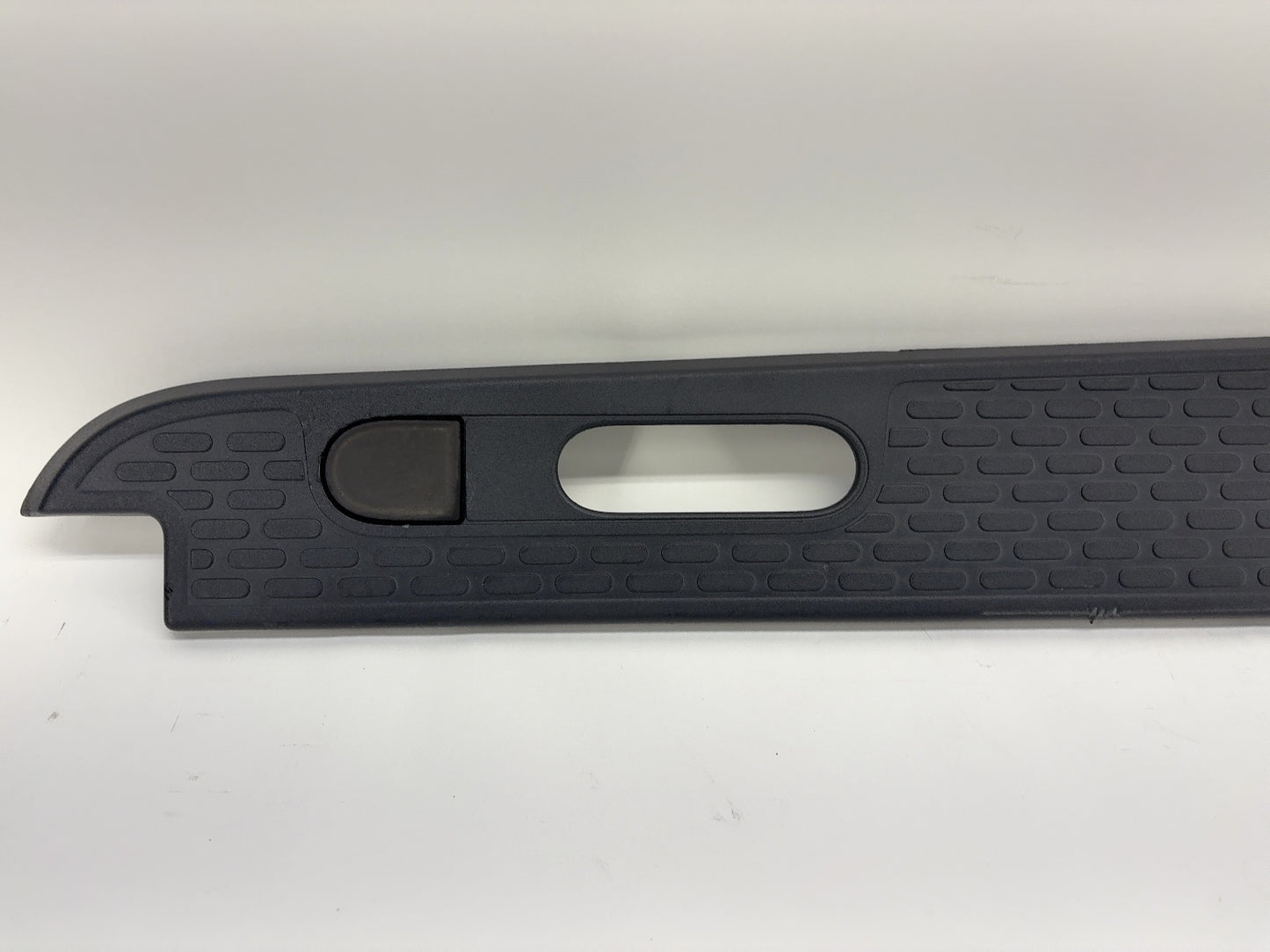 2022 Rivian R1T Bed Upper Trim Left PT00000355-M