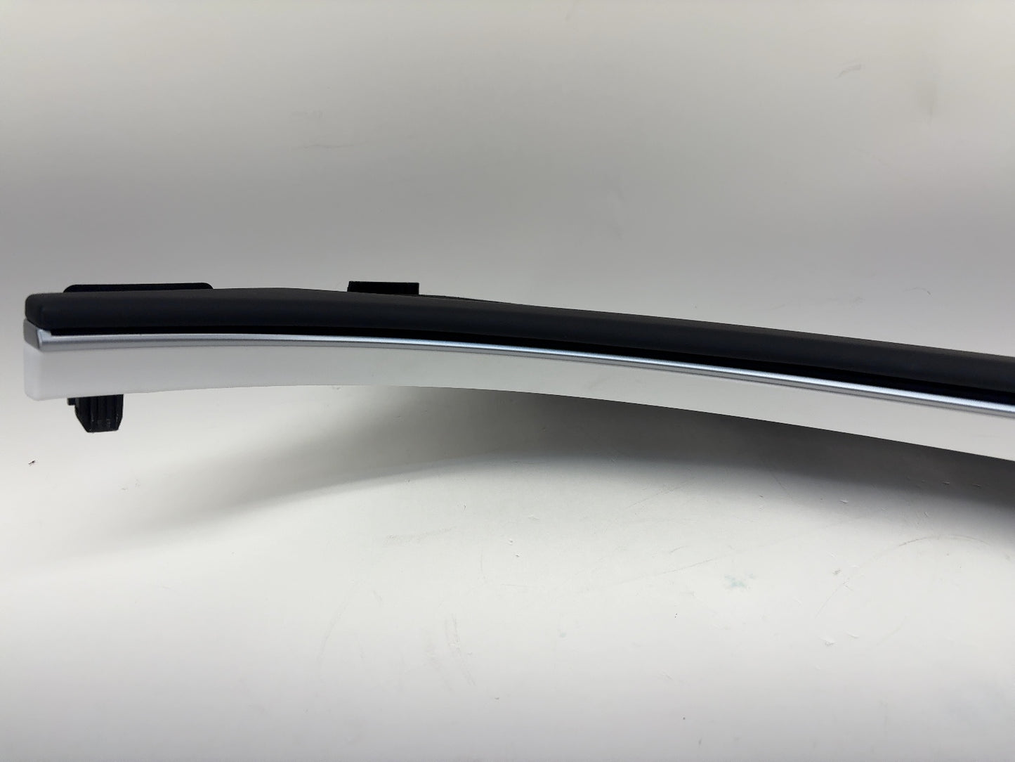 2024 Tesla Model 3 Highland Instrument Panel Wrap Around Pur Ultra White 1774498-20-H