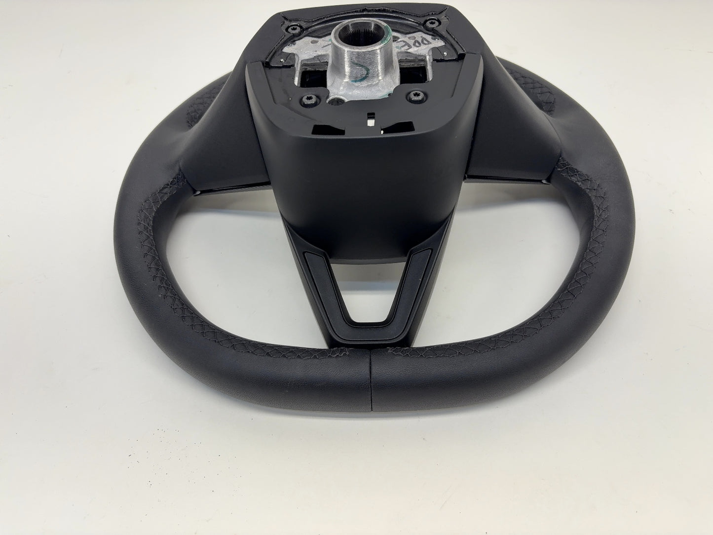 2025 Tesla Model 3 Highland Steering Wheel Pur Leather 1735339-00-G