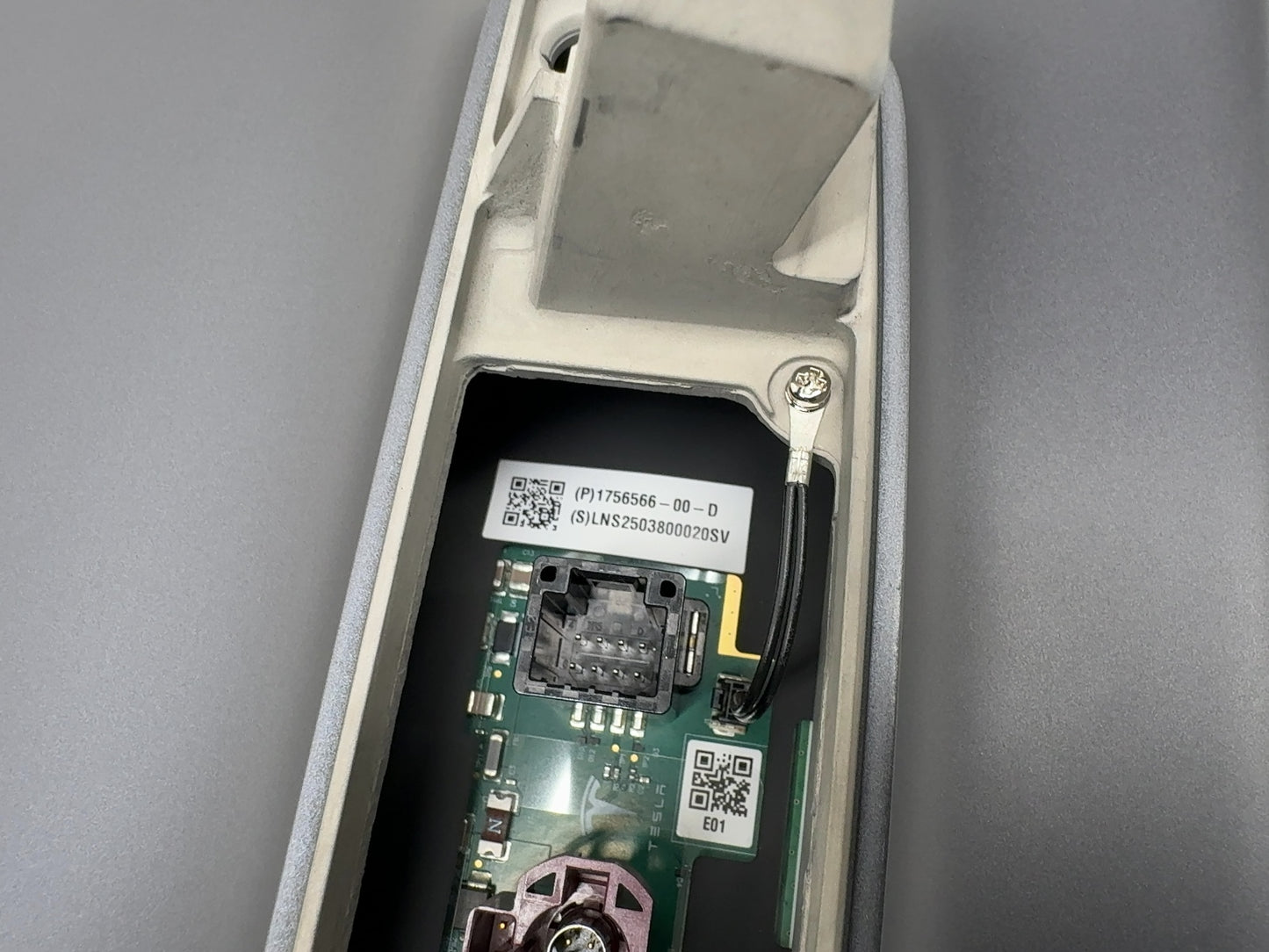 2024-2026 Tesla Model 3 Highland Center Display 1756566-00-D