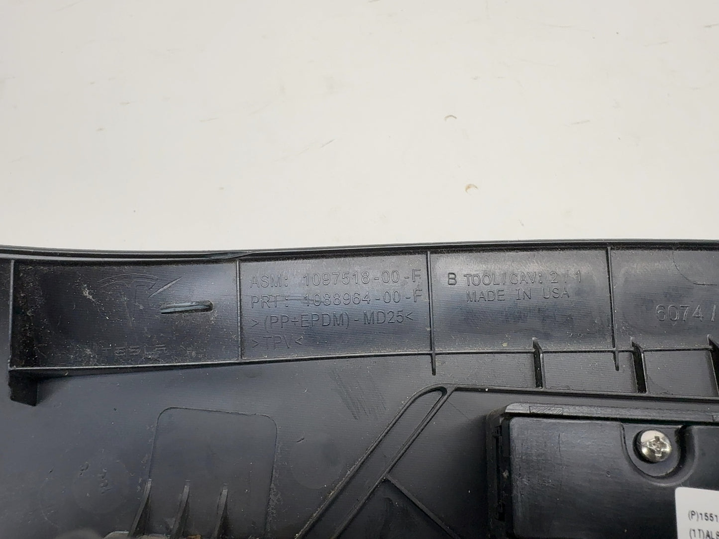 2022 Tesla Model 3 Front Left Driver Seat Trim With Buttons 1088964-00-F