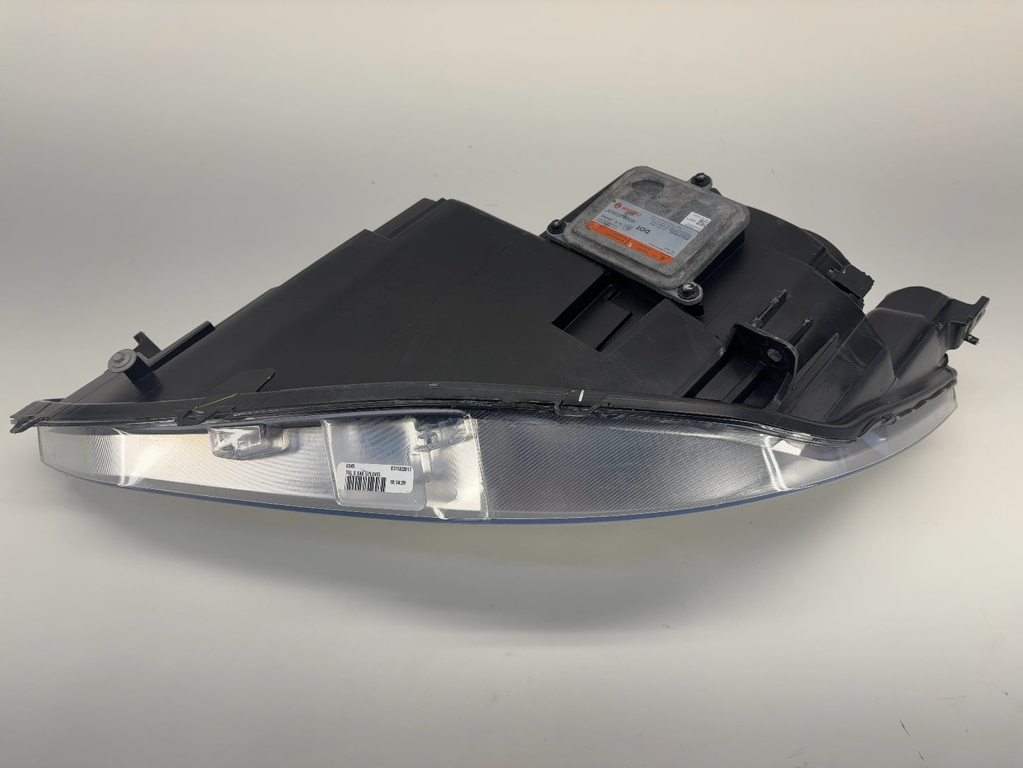 2015-2017 Tesla Model S Right Headlight 6005907-00-D