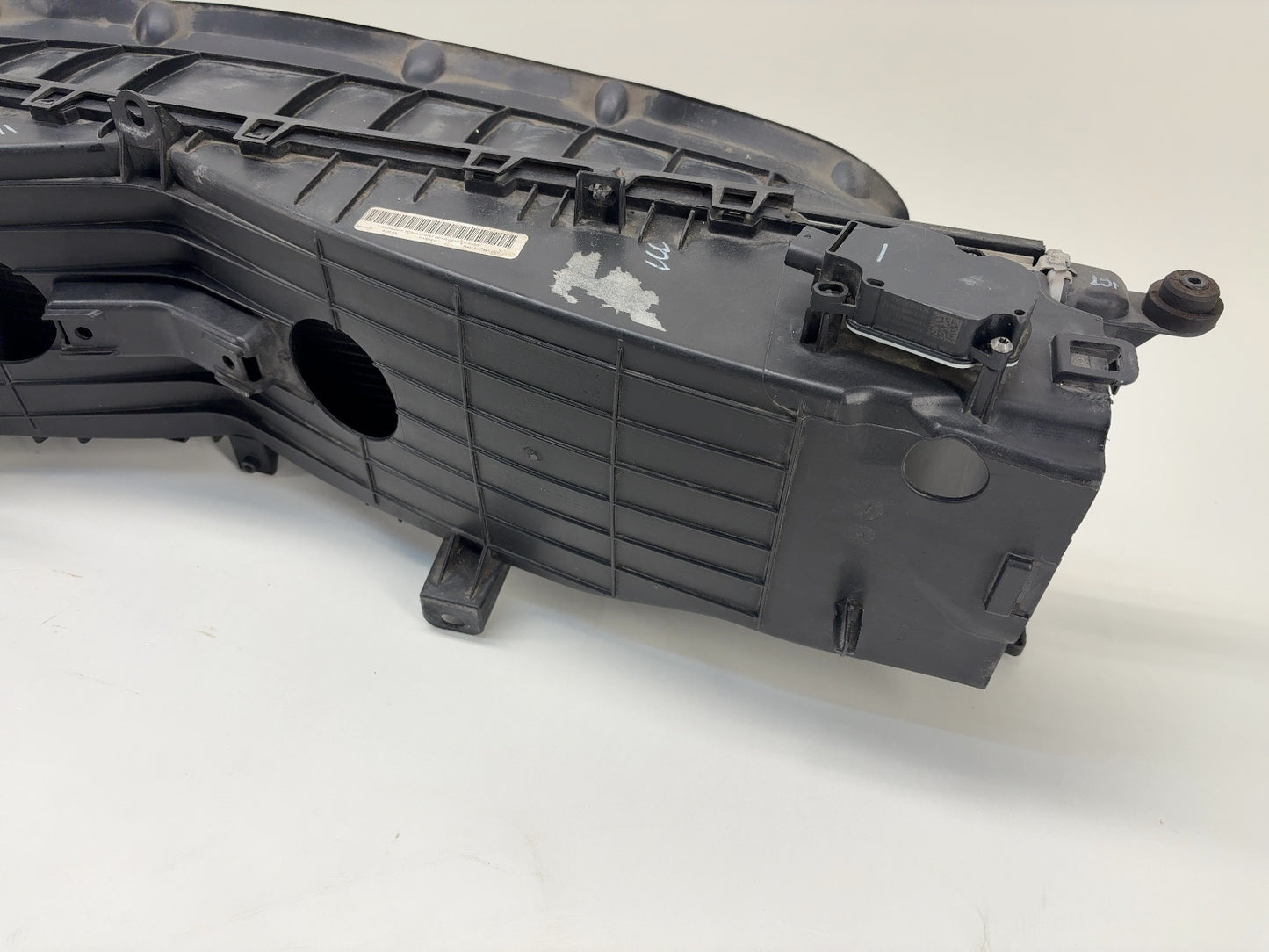 2015-2018 Tesla Model S Center Active Louvre With Radiator Assembly 1007256-00-K