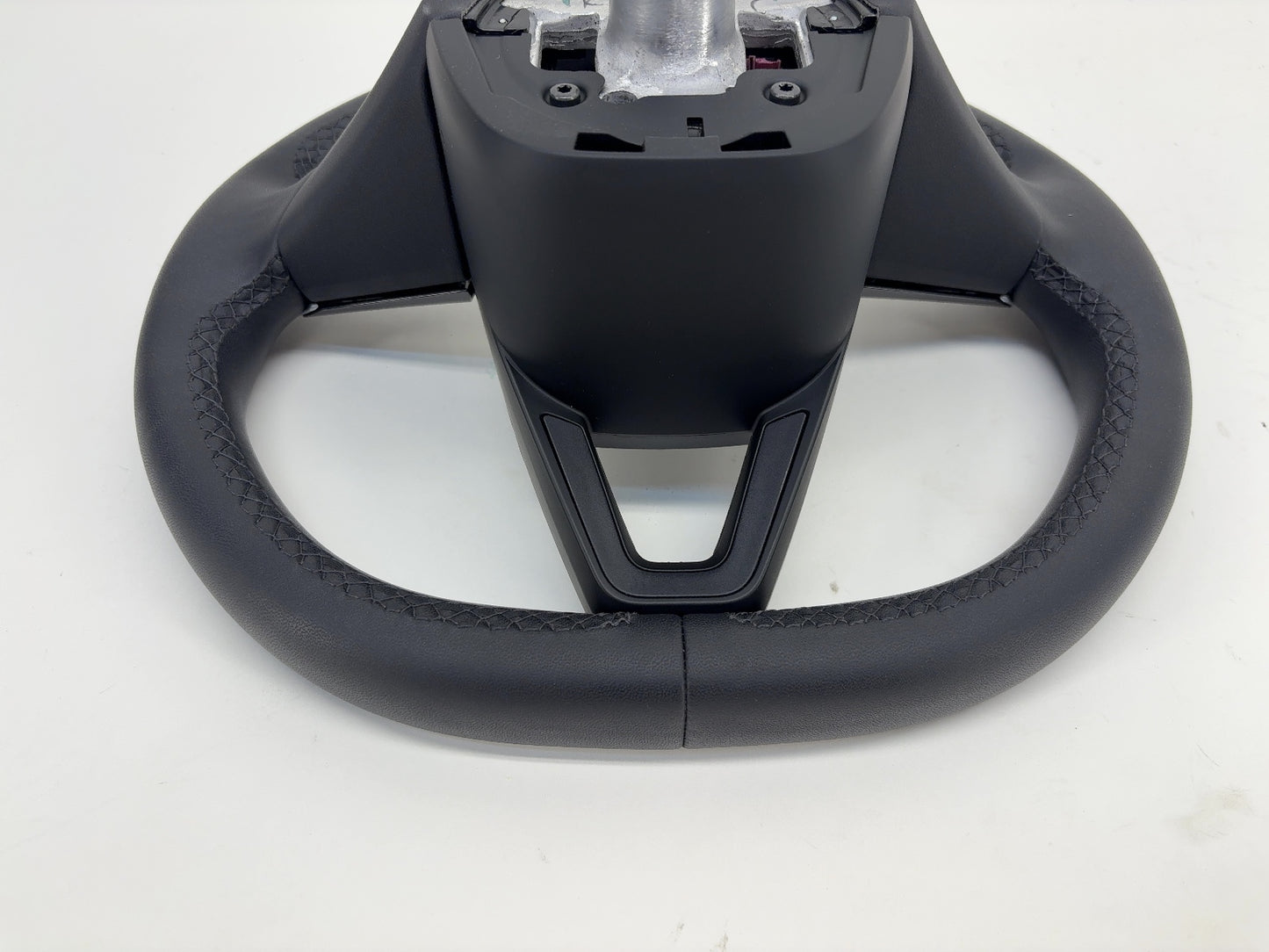 2025 Tesla Model 3 Highland Steering Wheel Pur Leather 1735339-00-G