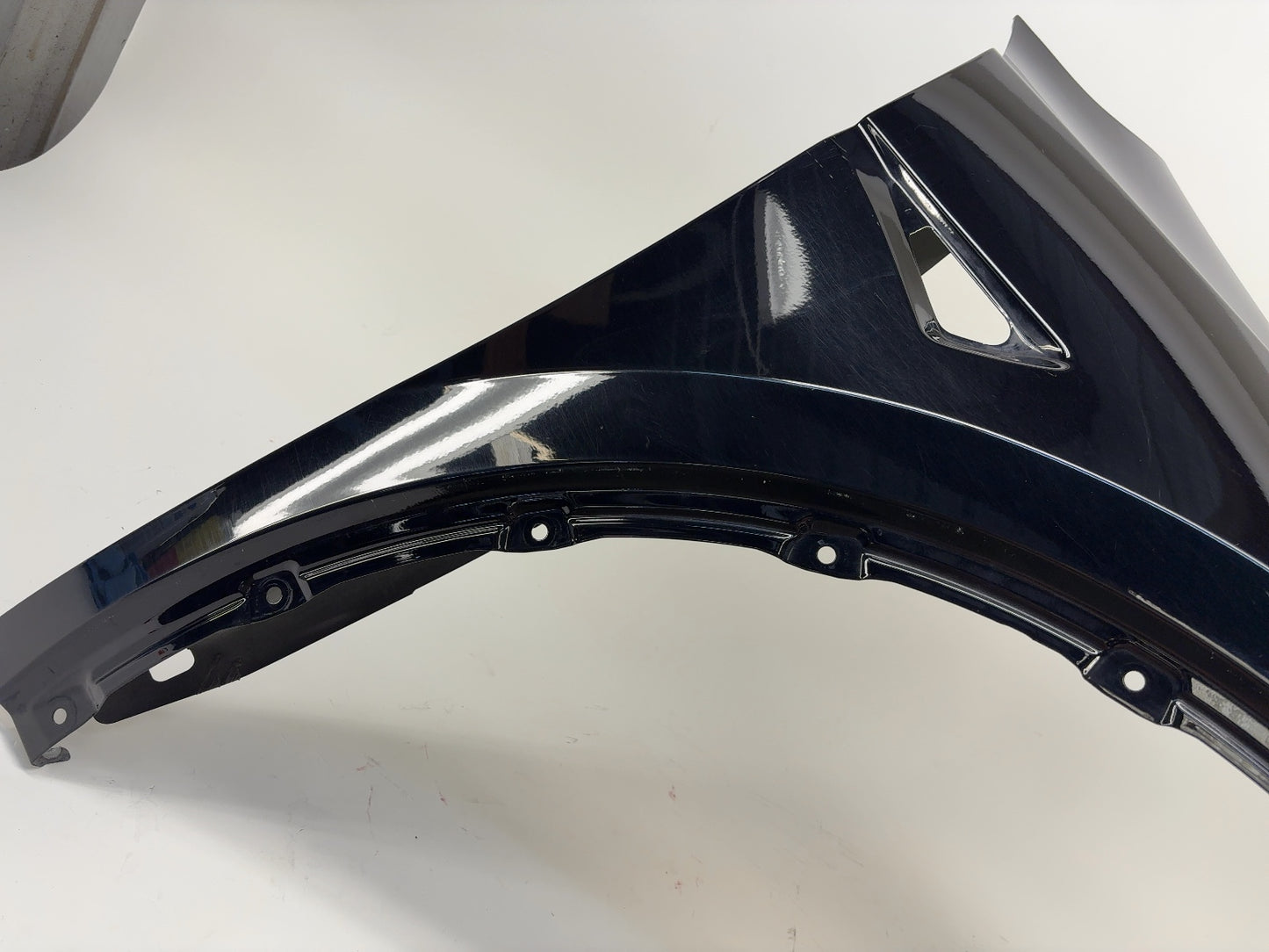2020-2024 Tesla Model Y Right Fender 1493452-E0-B