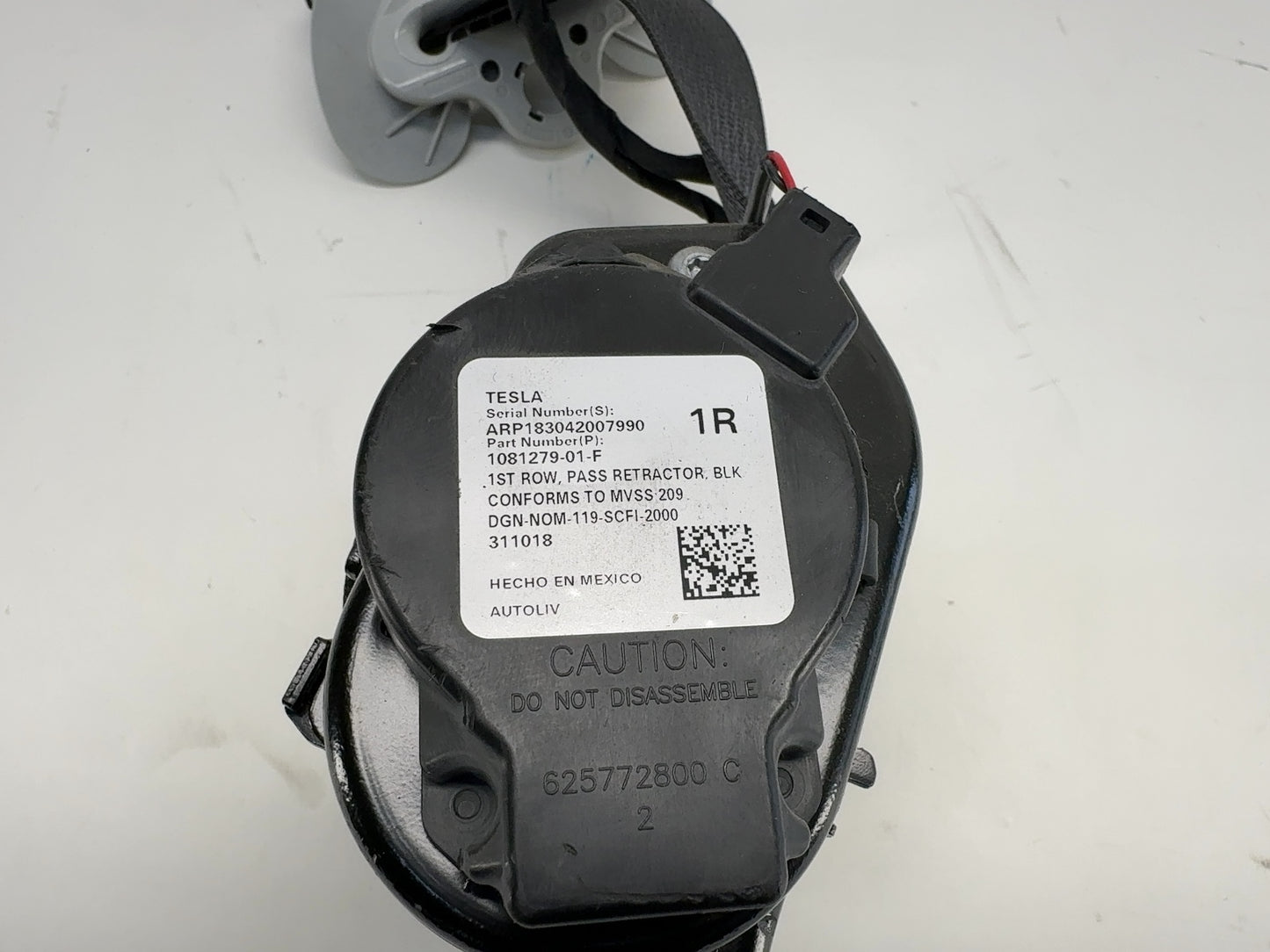 2018 Tesla Model 3 Front Right Seatbelt W Pretensioner 1081279-01-F