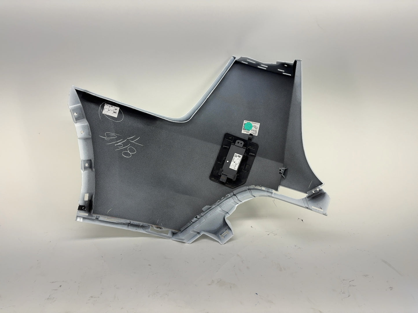 2026 Tesla Model Y Juniper Upper Right Fascia 1947146-00-F