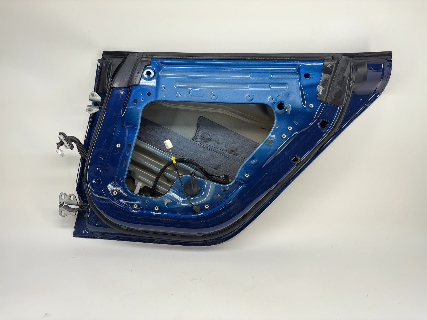 2022 Tesla Model 3 Rear Right Door Shell 1081458-S0-F