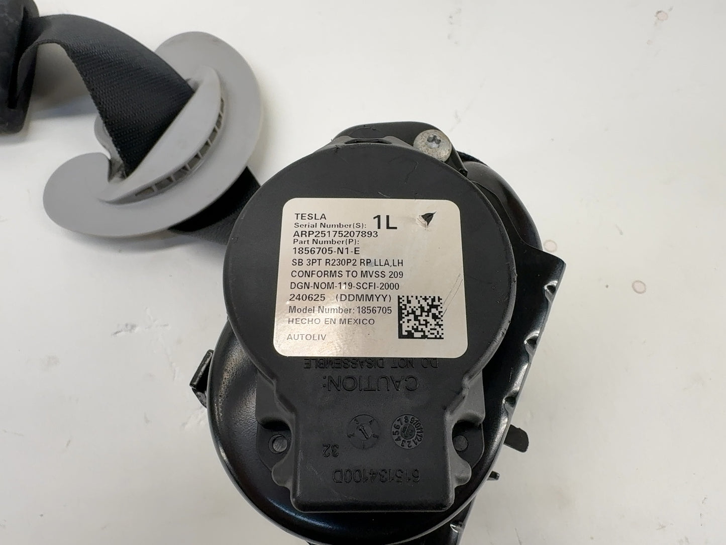 2025 Tesla Model 3 Highland Front Left Seat Belt With Pretensioner 1856705-N1-E