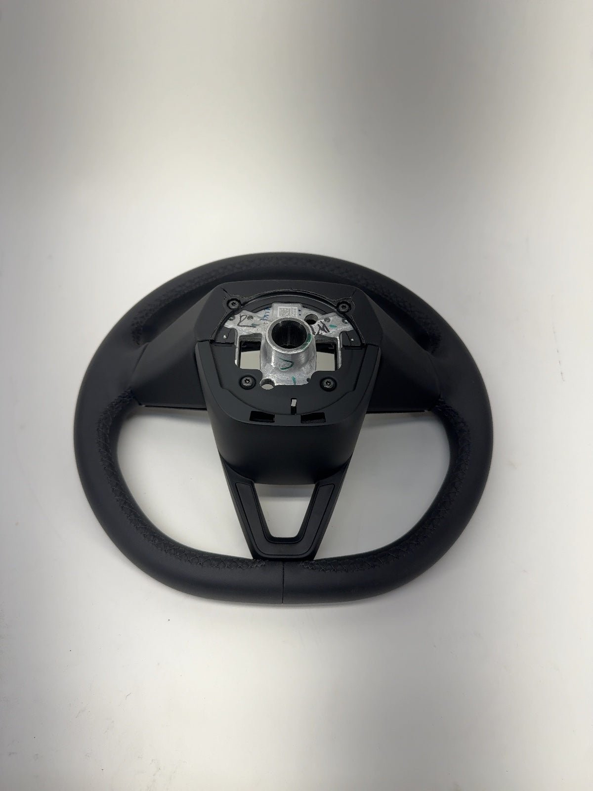 2025 Tesla Model 3 Highland Steering Wheel Pur Leather 1735339-00-G