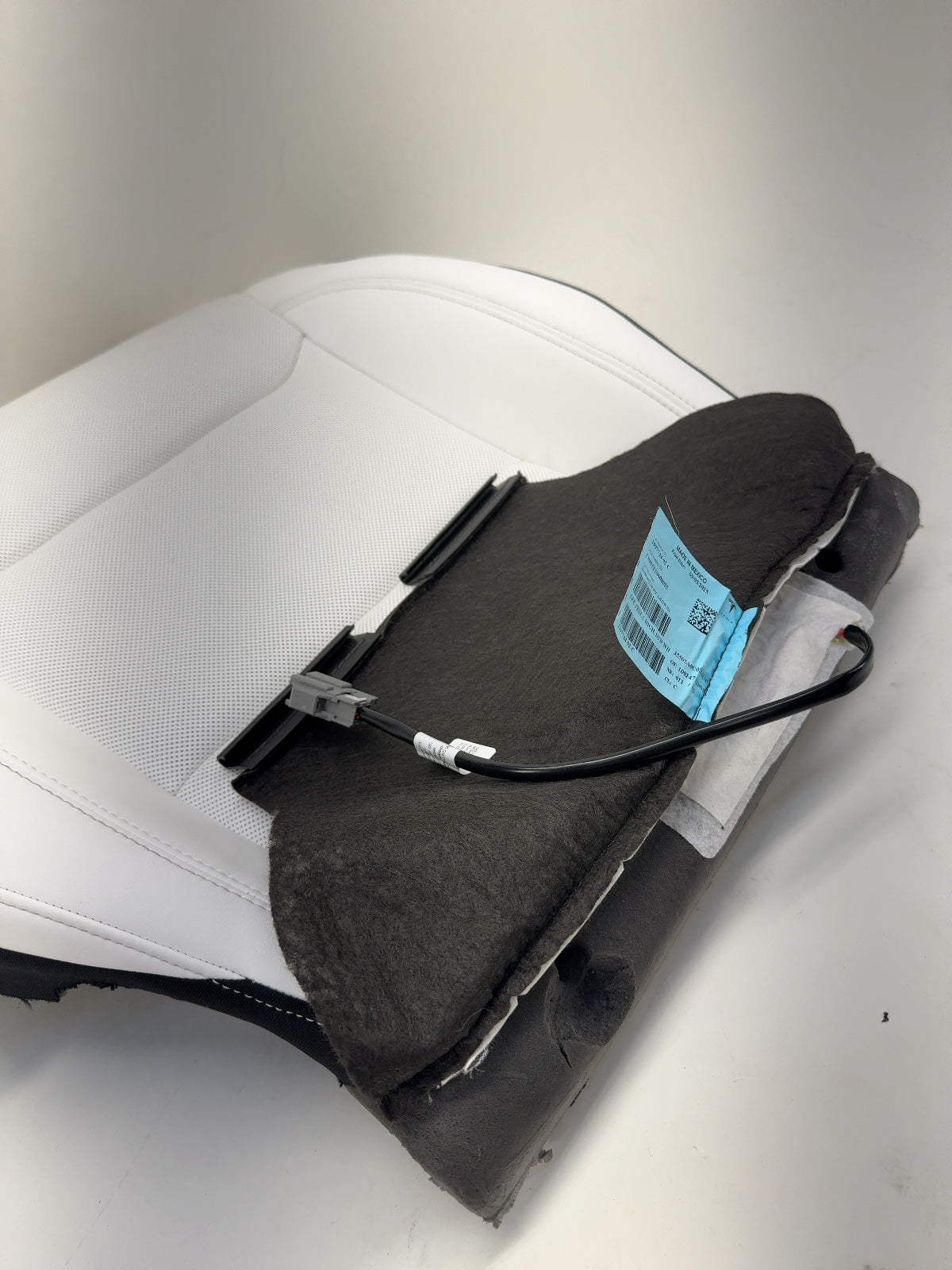 2025 Tesla Model 3 Highland Front Left Seat Lower Cushion White 1997744-02-C