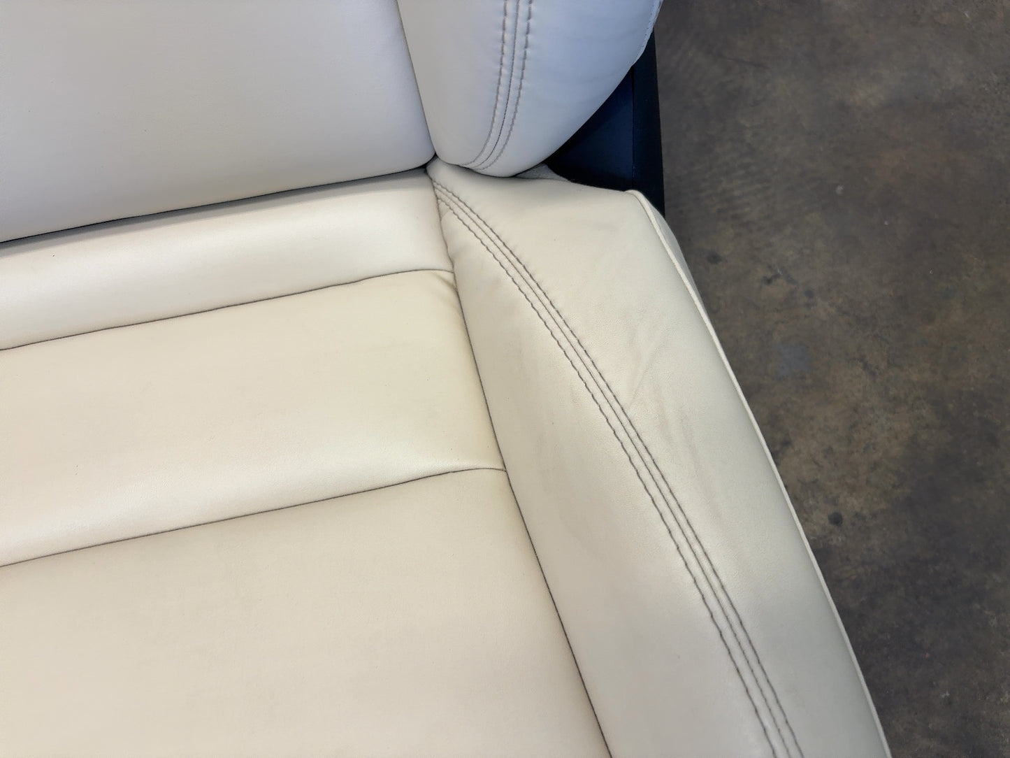 2018 Tesla Model S Front Left Seat Assembly 9876540-03-A