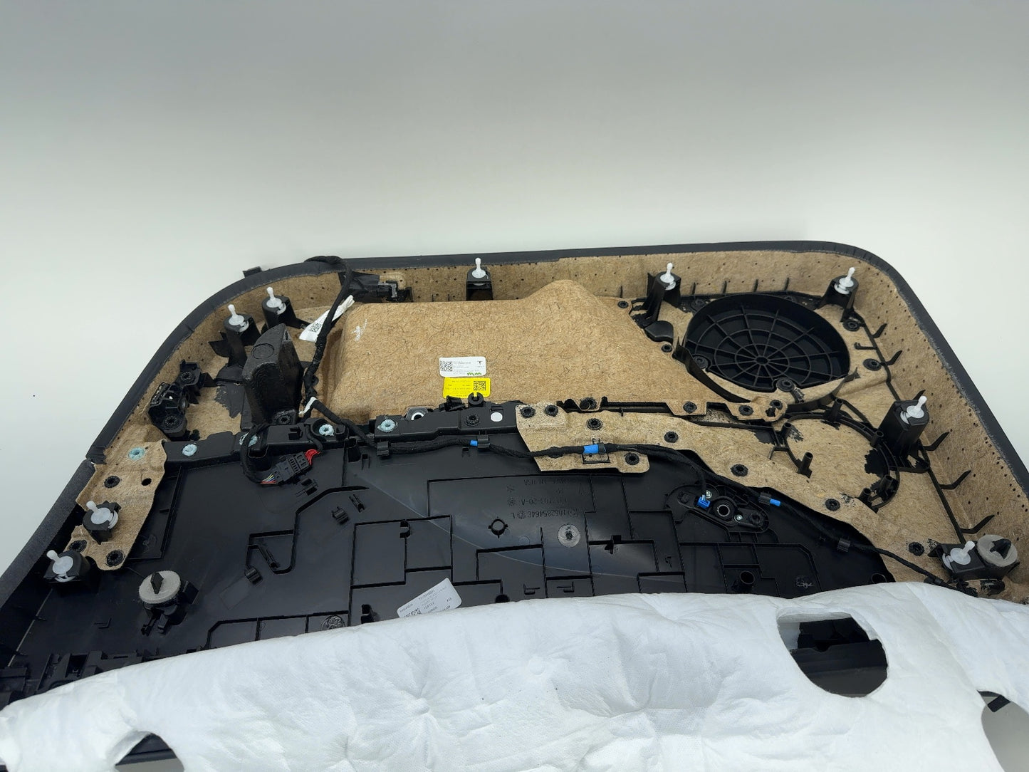 2025 Tesla Model 3 Highland Door Trim Front Left 2161373-20-B