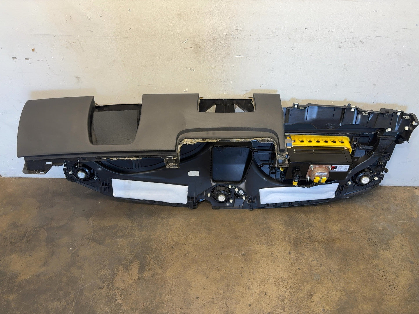 2020-2025 Tesla Model 3 Dash Panel With Airbag 1077823-00-G