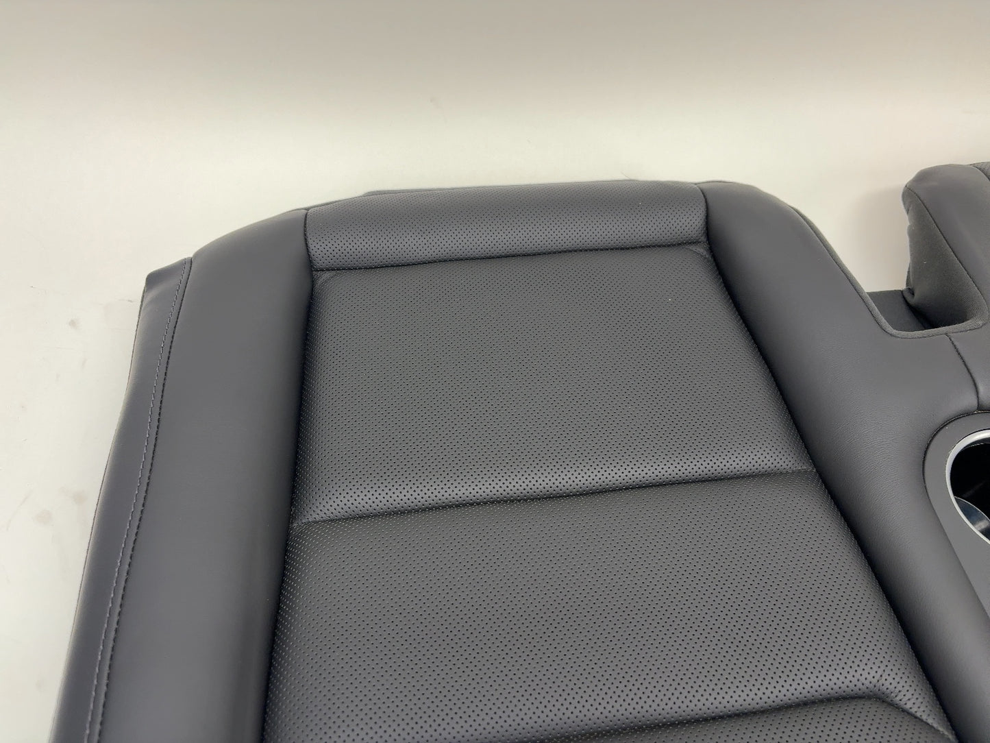 2016 Tesla Model X 3rd Row Lower Seat Cushion 1067381-00-A