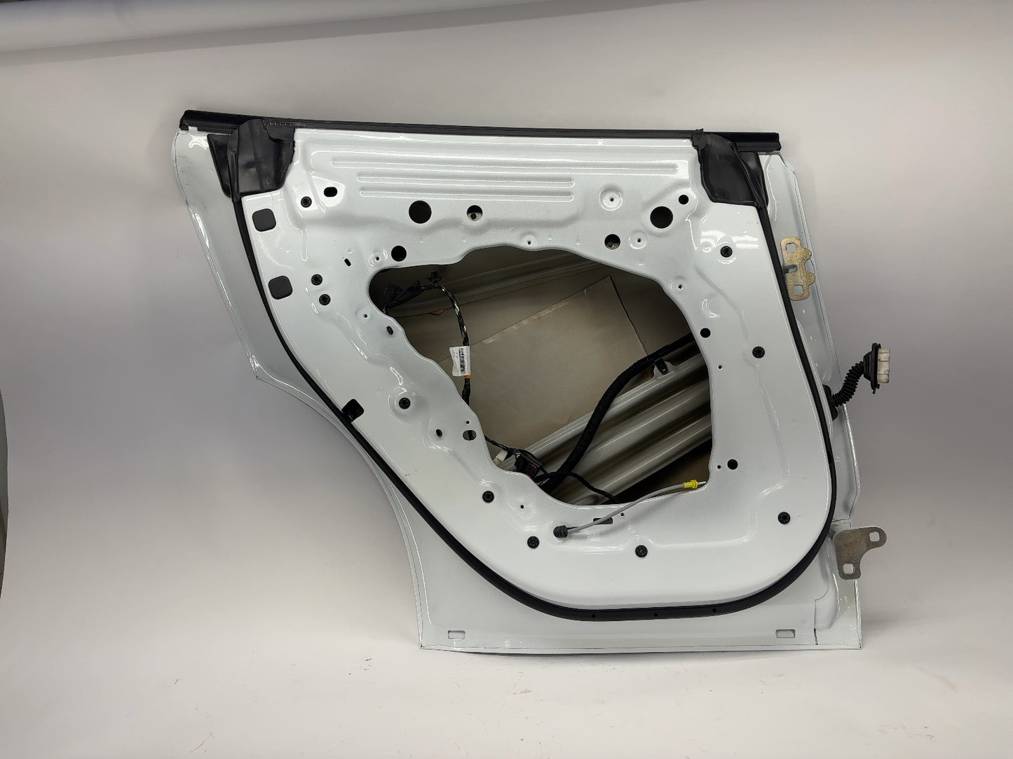 2026 Tesla Model Y Juniper Rear Left Door Shell 2035502-E0-A