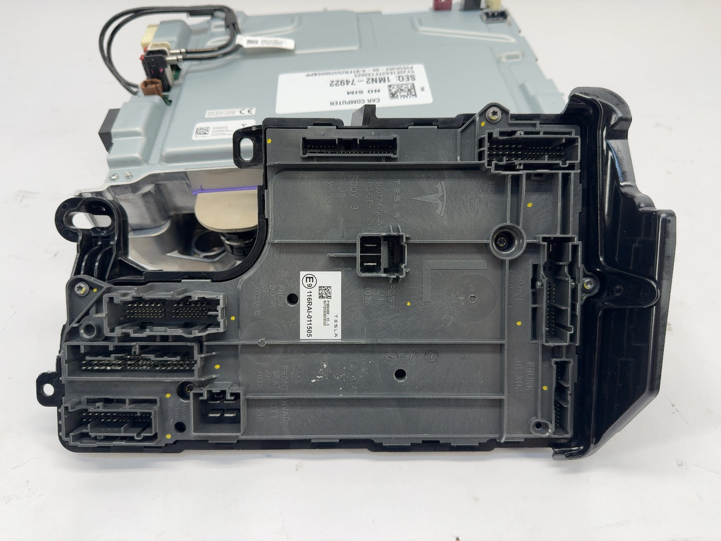 2025-2026 Tesla Model 3 Highland Car Computer With Left Vc Controller 2050302-00-A
