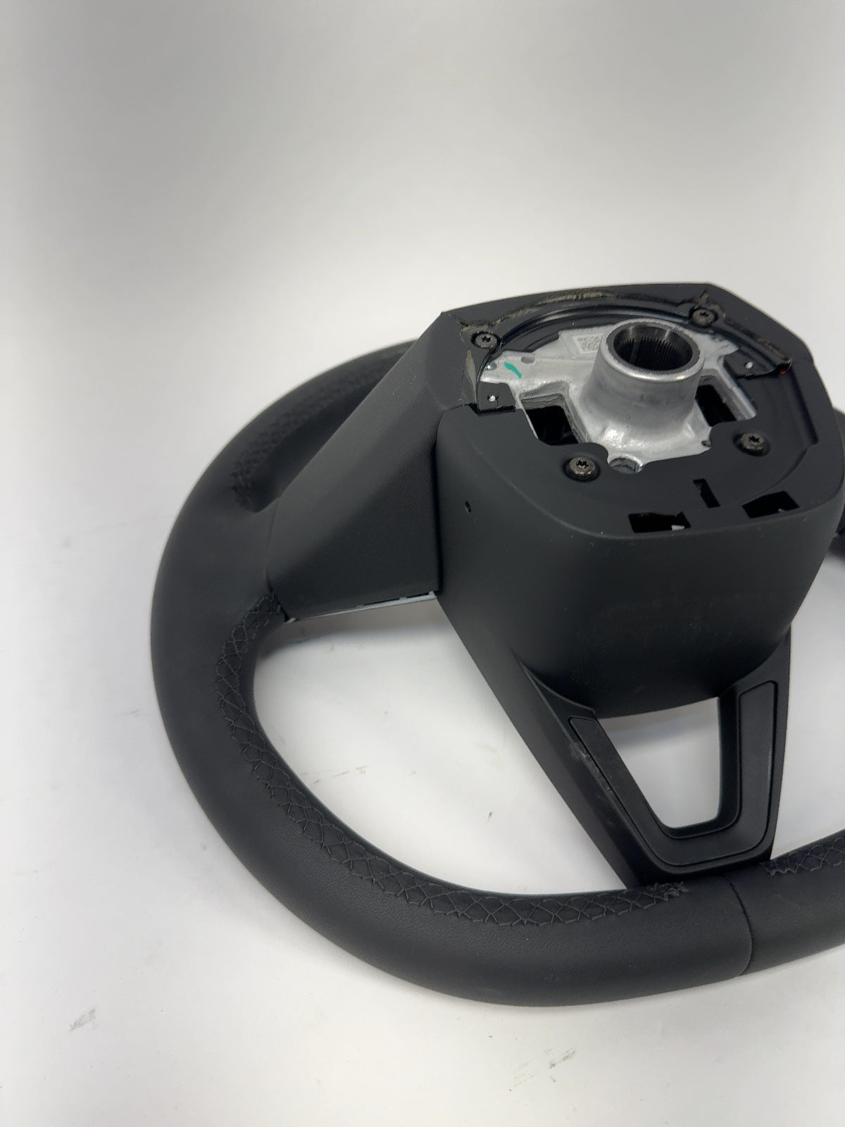 2026 Tesla Model 3 Highland Steering Wheel Pur Leather 2171272-00-B