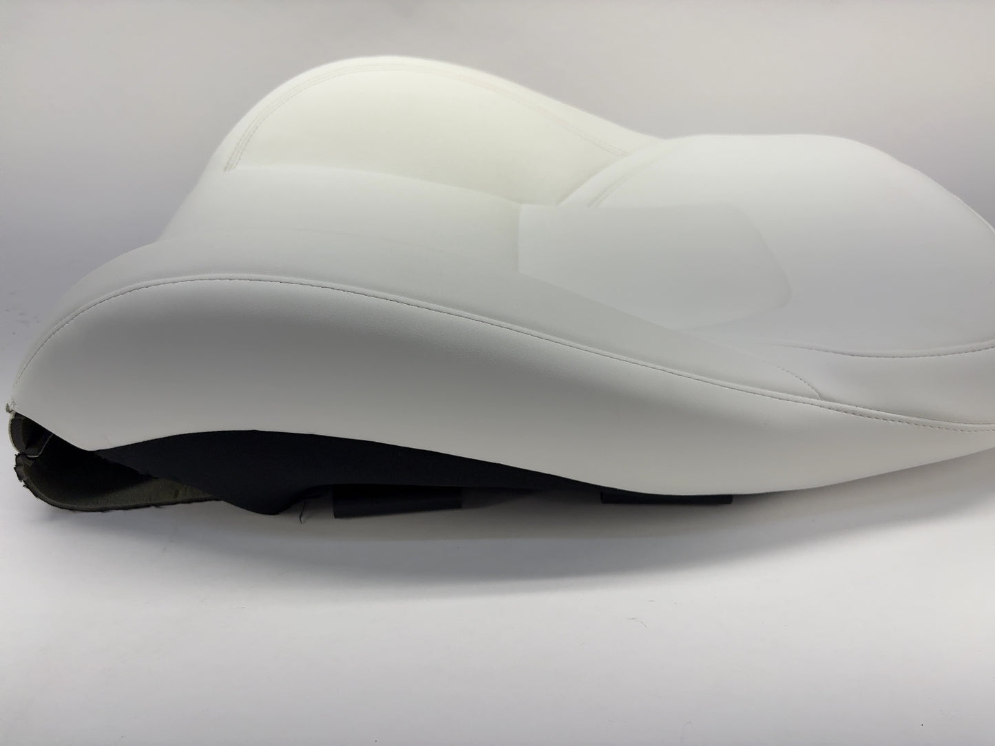 2023 Tesla Model Y Front Left Seat Upper Cushion 1763883-02-C