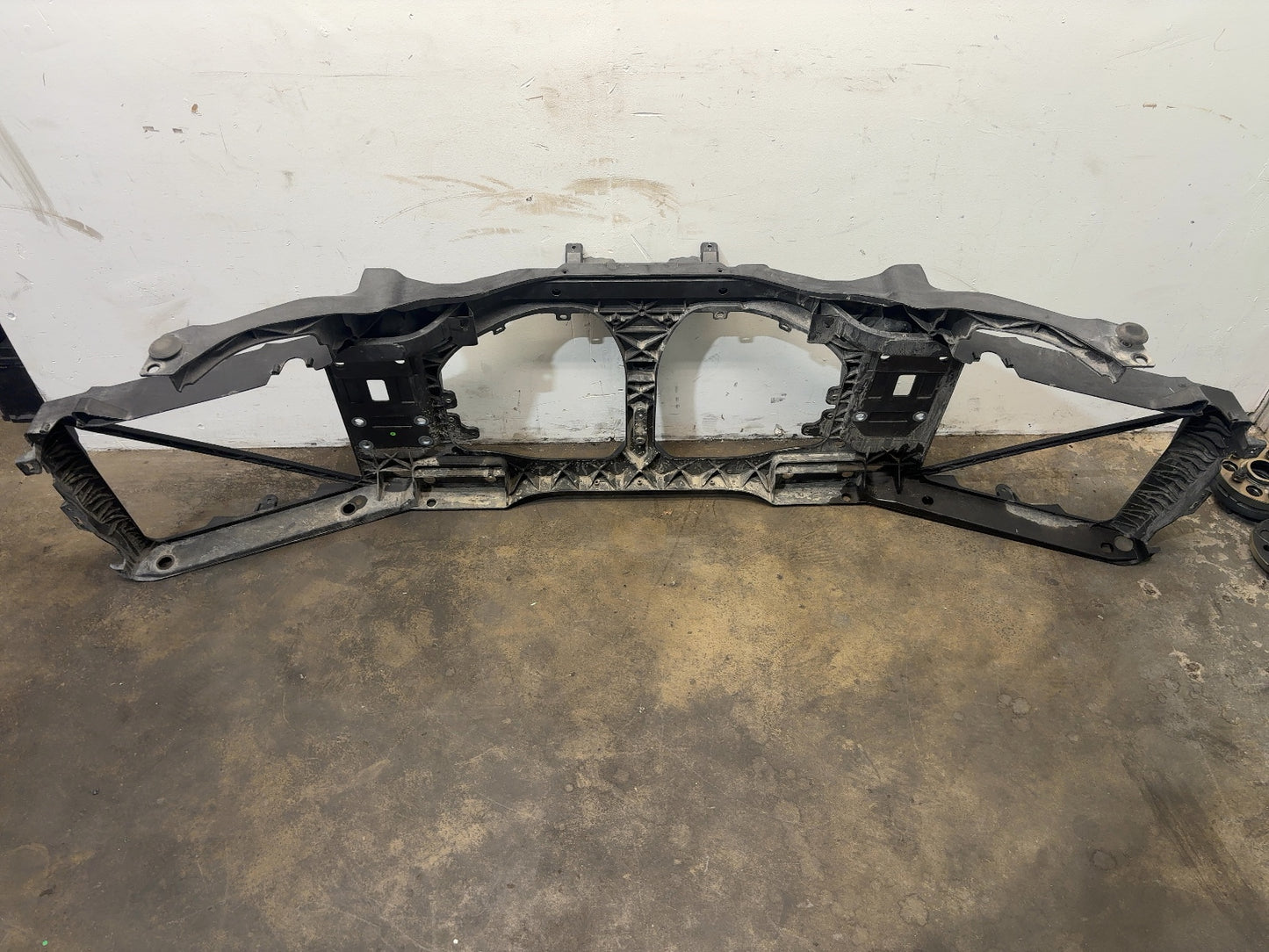 2015-2019 Tesla Model S Front End Carrier Note 1061950-98-E