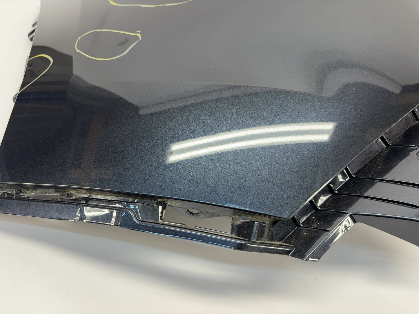 2026 Tesla Model Y Juniper Rear Upper Fascia Left 1947145-00-F