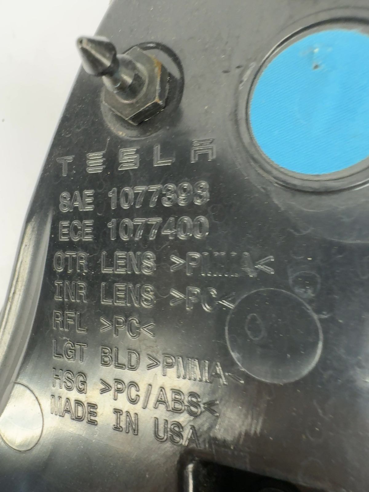2021-2023 Tesla Model 3 Tail Lamp Rear Bodyside Right 1077398-00-H