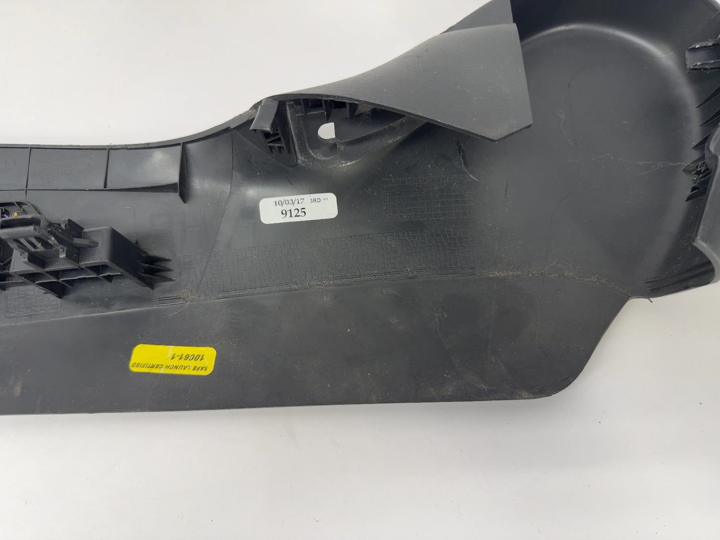2022 Tesla Model 3 Front Right Seat Side Trim With Buttons 1098348-00-C