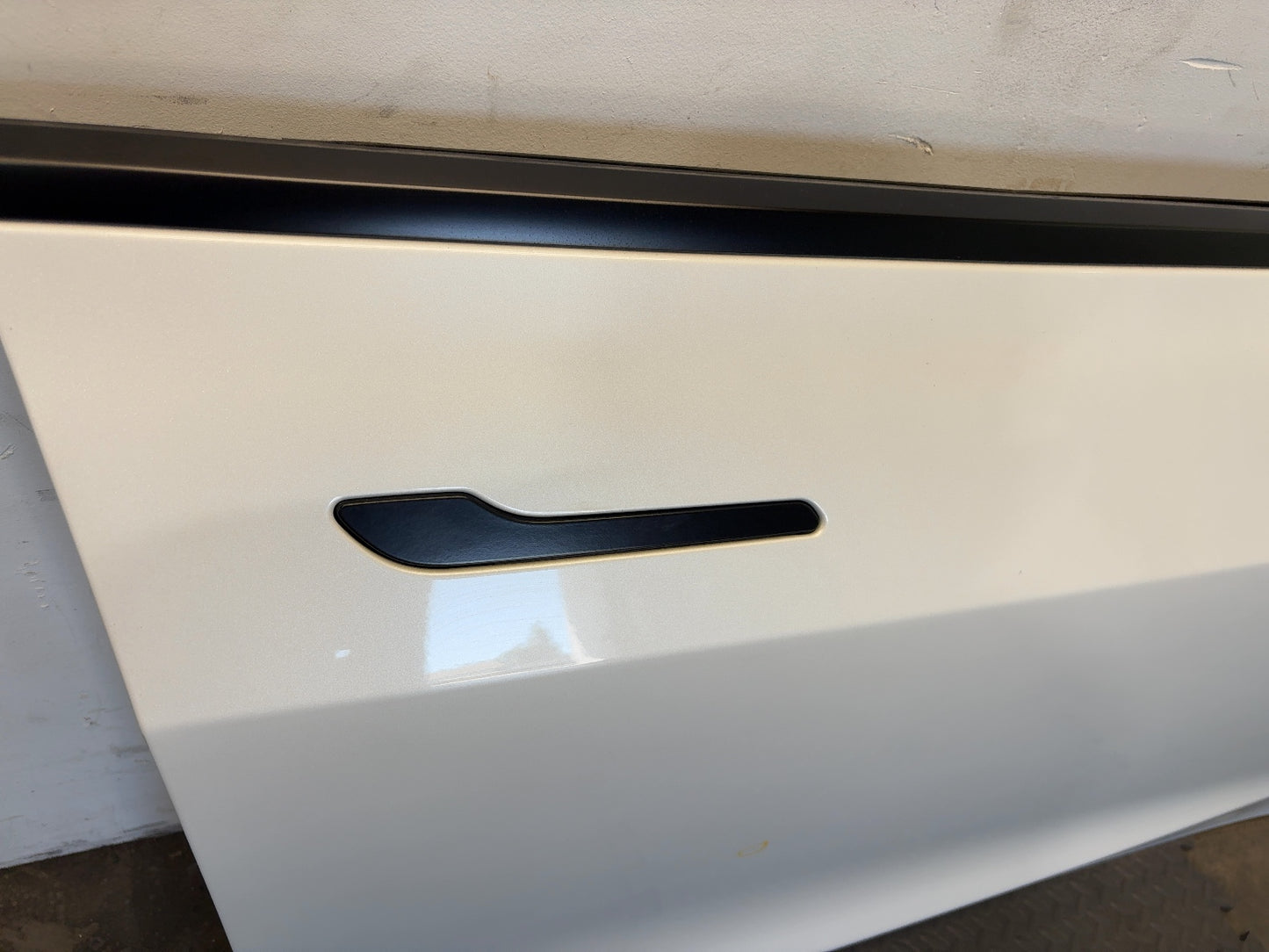 2018-2023 Tesla Model 3 Front Right Door Shell 1081420-E0-C