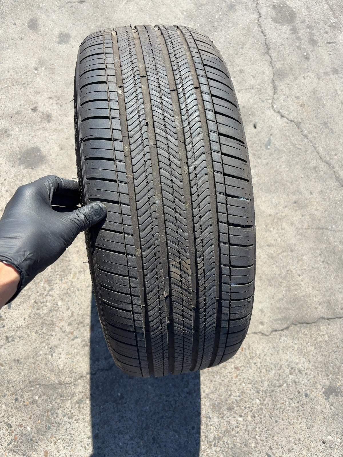 2024-2026 Tesla Model 3 Highland Michelin- Primacy A/s 235/45r18 Wheel 1344246-00-A