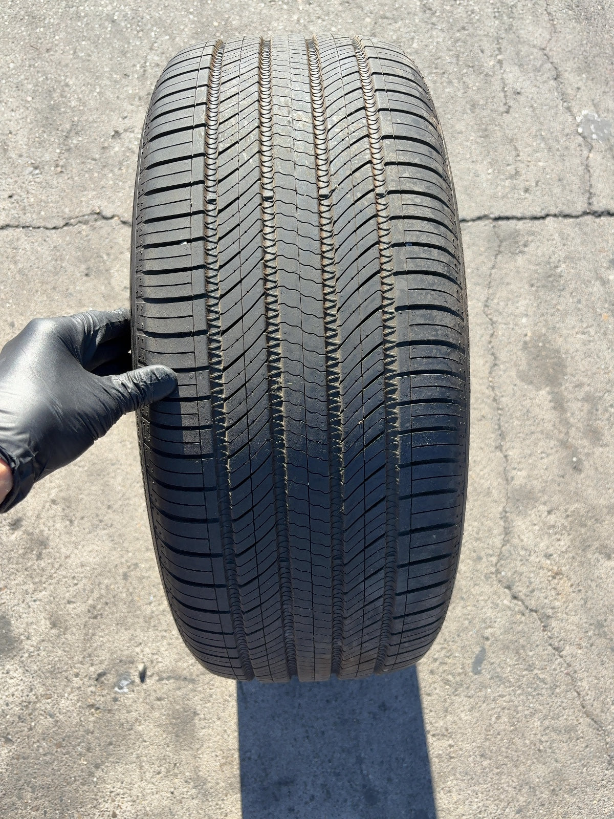 2025 Tesla Model Y Hankook - Ion Evo A/s 255/40r20 Wheel 2188243-00-A