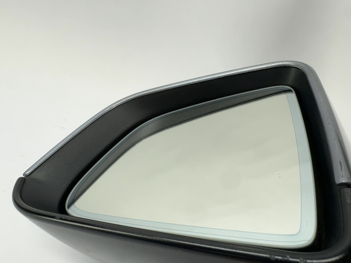 2023-2025 Tesla Model Y Front Left Door Mirror Assembly 1594111-00-F