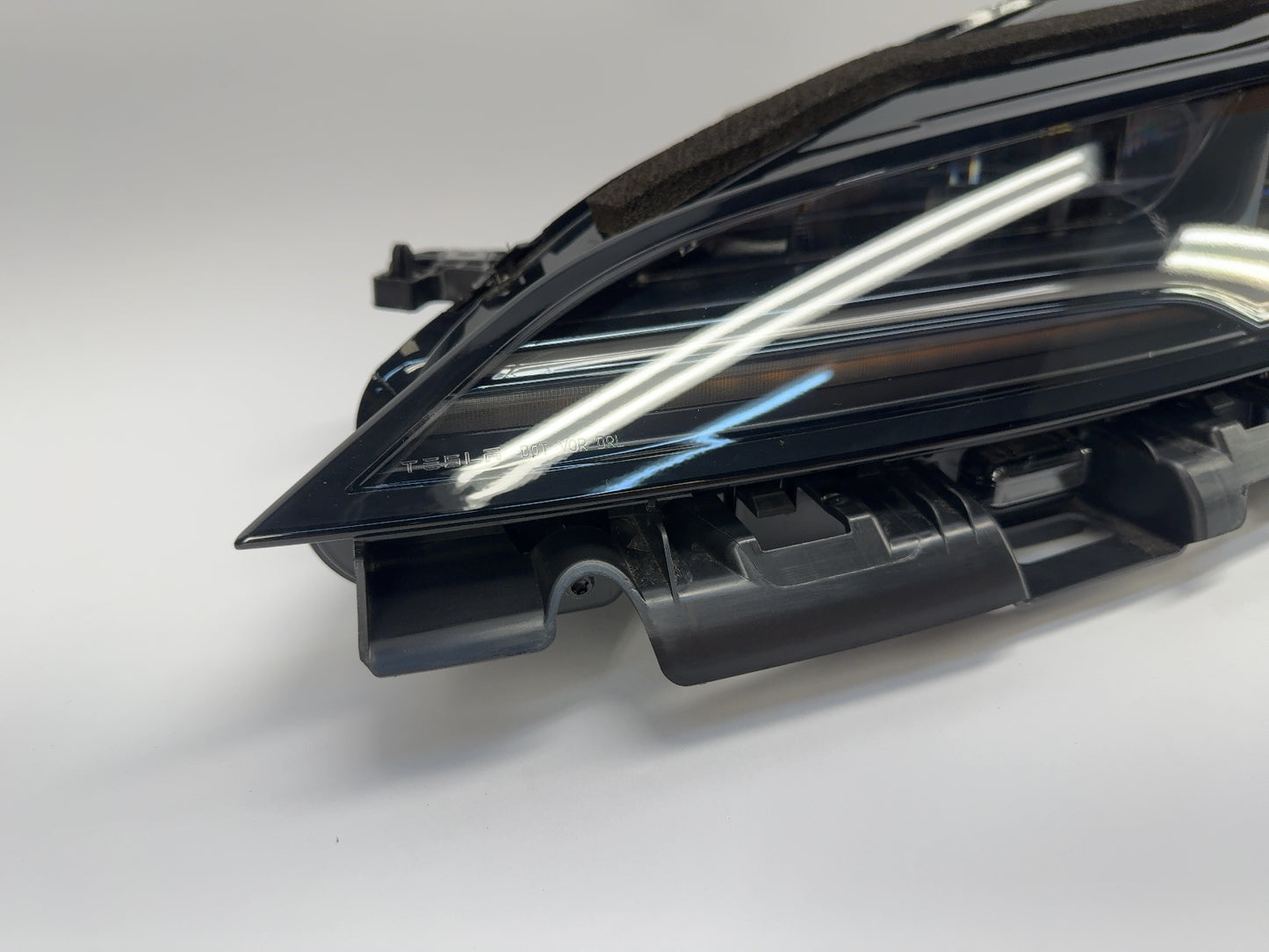 2026 Tesla Model 3 Highland Front Headlamp Left 1694086-00-J