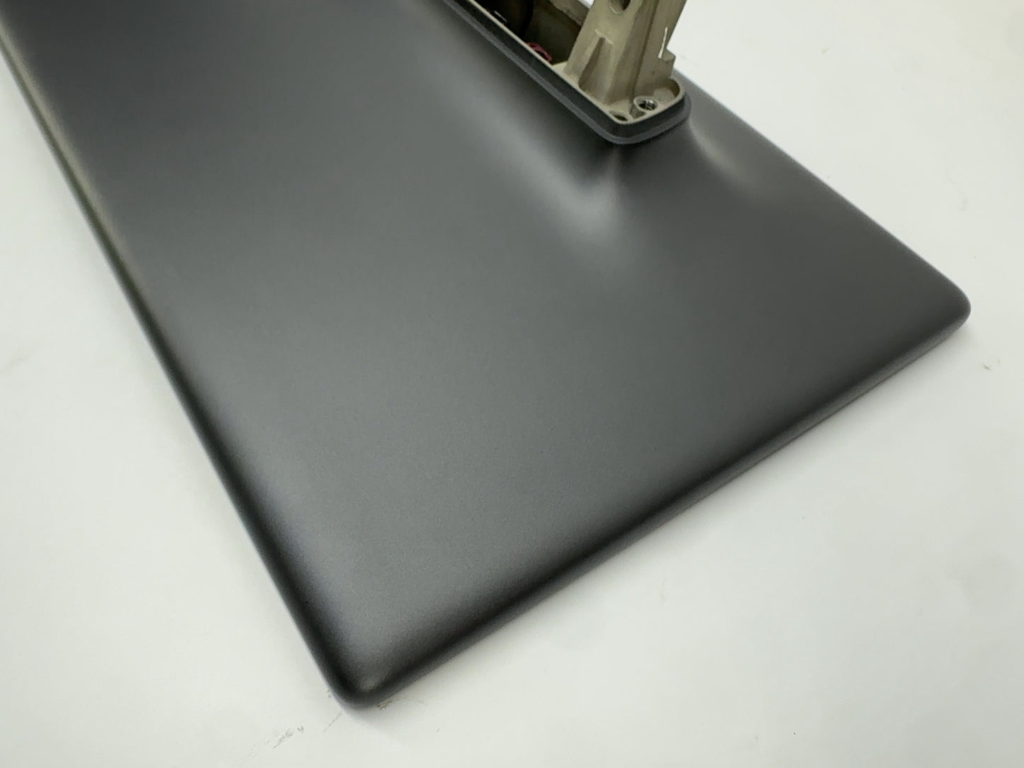2024-2026 Tesla Model 3 Highland Center Display 1756566-00-D