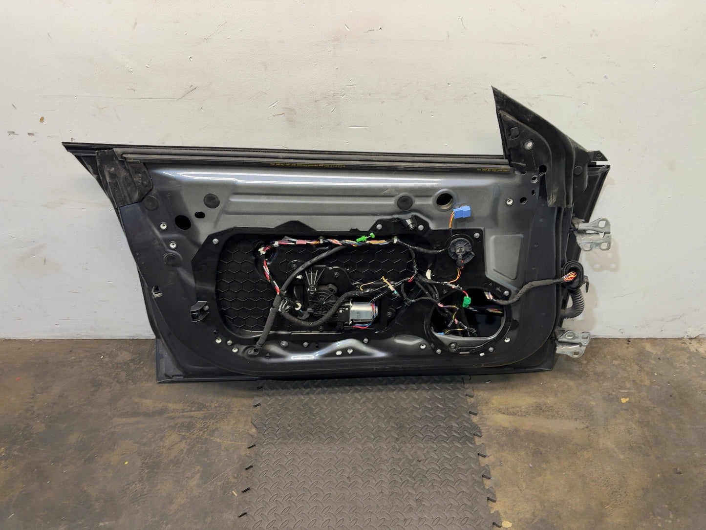 2018-2023 Tesla Model 3 Front Left Door Shell 1081421-E0-C