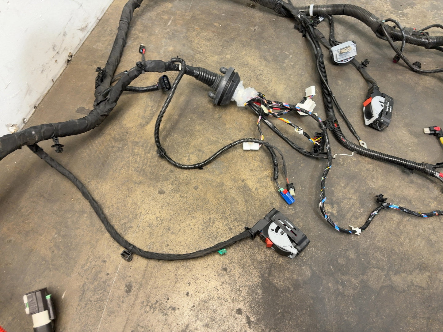 2026 Tesla Model Y Juniper Front Body Harness 2933901-11-C