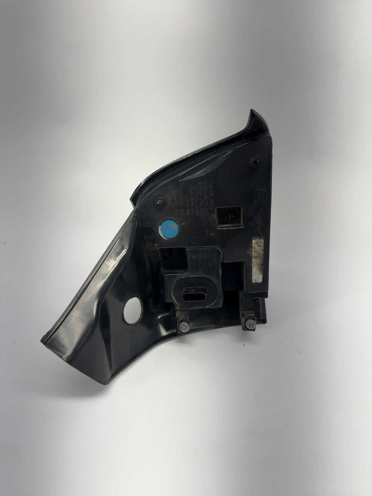 2021-2023 Tesla Model 3 Tail Lamp Rear Bodyside Right 1077398-00-H