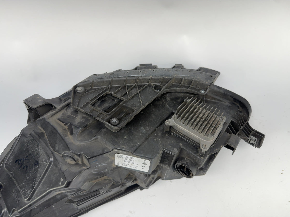 2022-2023 Tesla Model 3 Global Headlamp Right 1514953-00-D