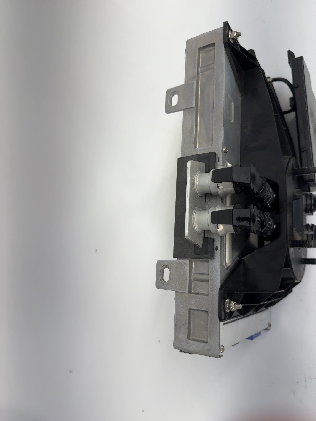 2018 Tesla Model 3 Car Computer With Security Module 1098058-00-K