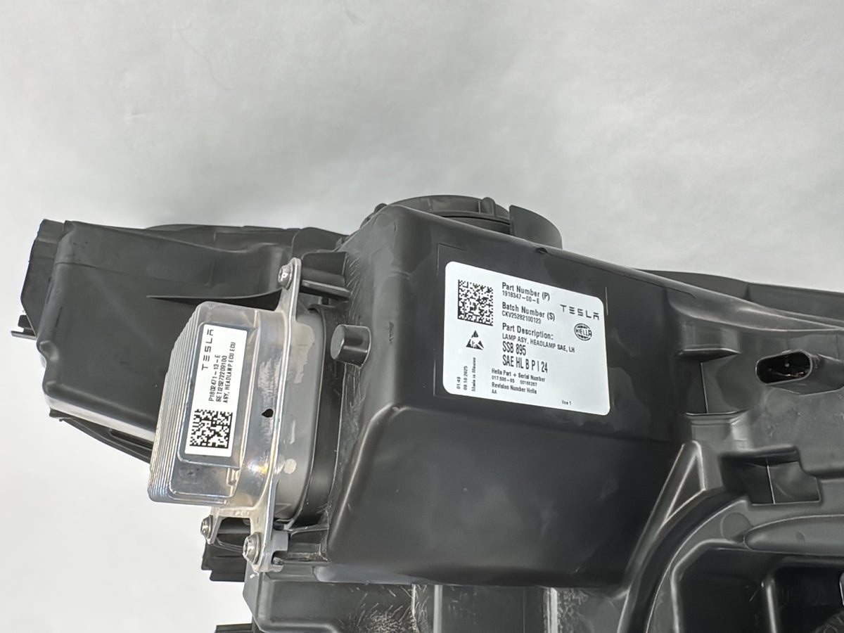 2025-2026 Tesla Model Y Juniper Headlamp Left 1918347-00-E