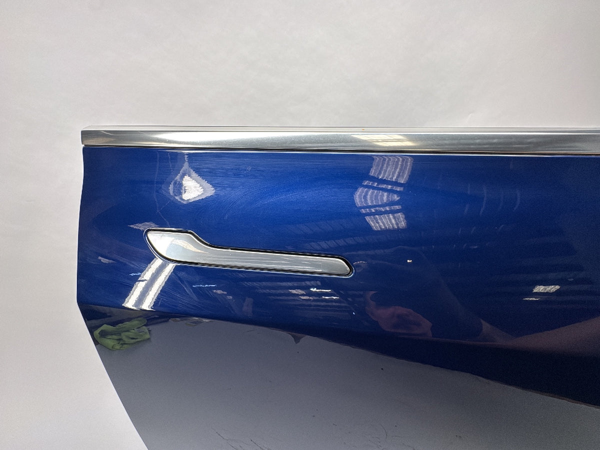 2018-2023 Tesla Model 3 Front Right Door Shell 1081420-E0-C