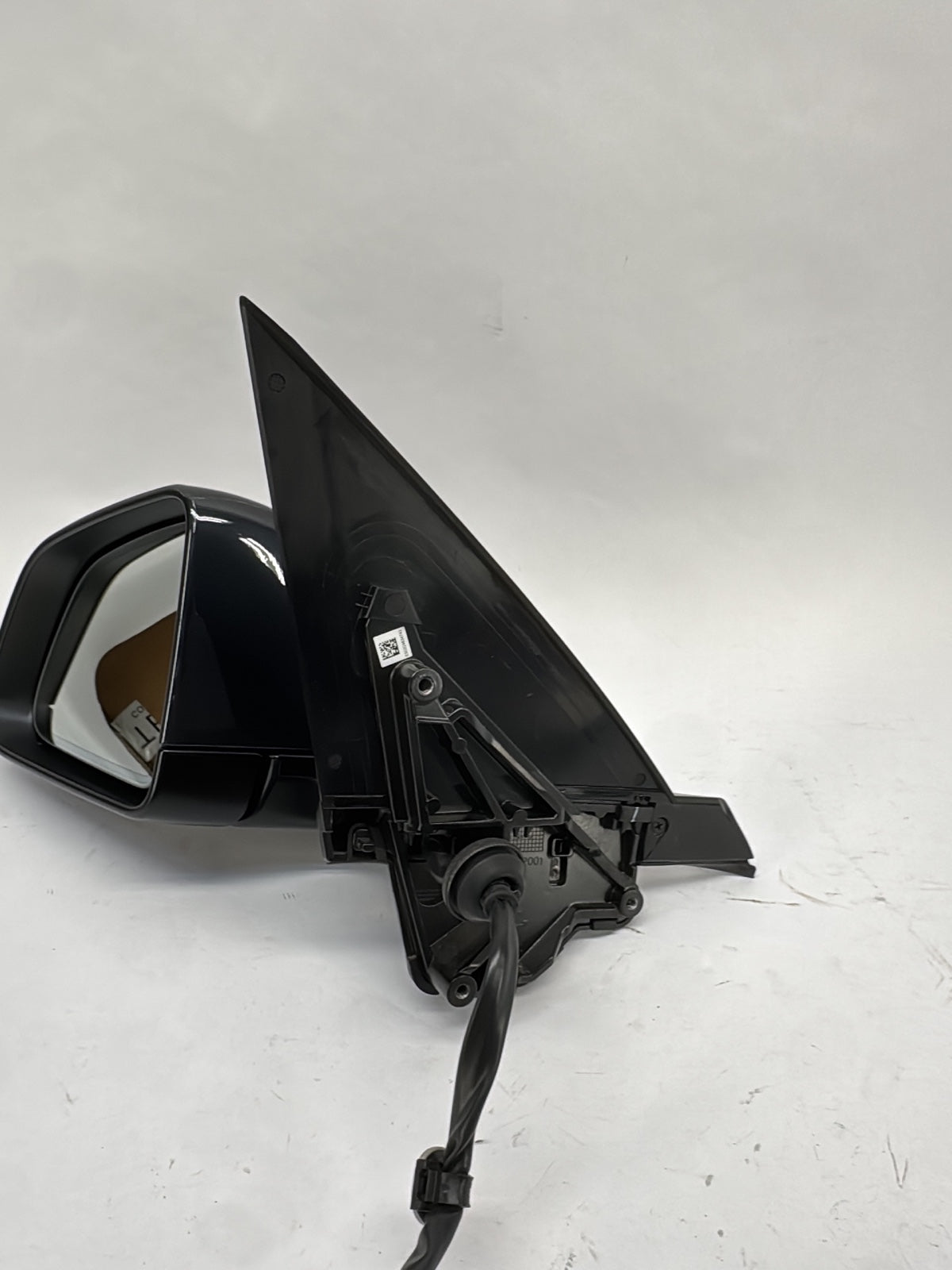 2026 Tesla Model Y Juniper Front Left Door Mirror Assembly 2130969-00-A